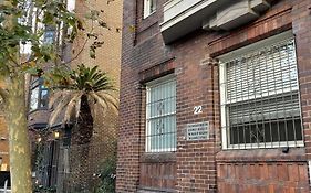 Stylish Apartment In The Heart Of Potts Point